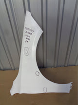 MERCEDES A KLASA W177 BŁOTNIK PRAWY BIAŁY A1778810600