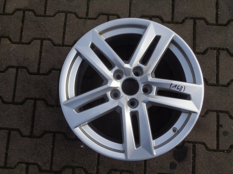 AUDI A4 B9 8W A6 C7 FELGA 7x17 ET42 8W0601025P