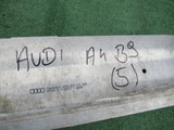 AUDI A4 B9 8W 16- BELKA WZMOCNIENIE PRZÓD 8W0807113