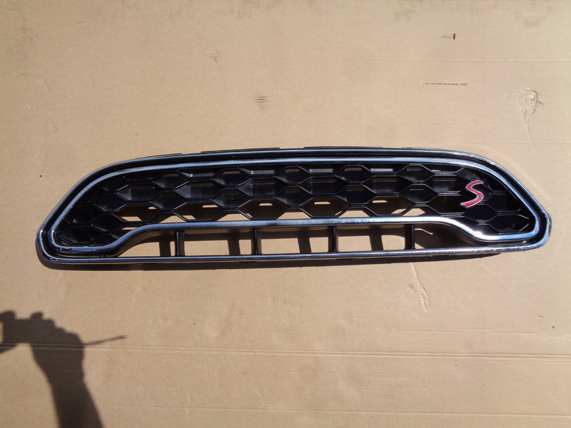 MINI COUNTRYMAN COOPER S F60 GRILL ATRAPA 7405406
