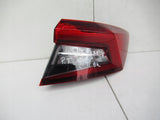 SKODA KAROQ 57A LAMPA TYŁ PRAWA LED 57A945208