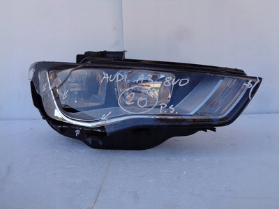 AUDI A3 8V 13- LAMPA ZWYKŁA NEON PRAWA 8V0941004