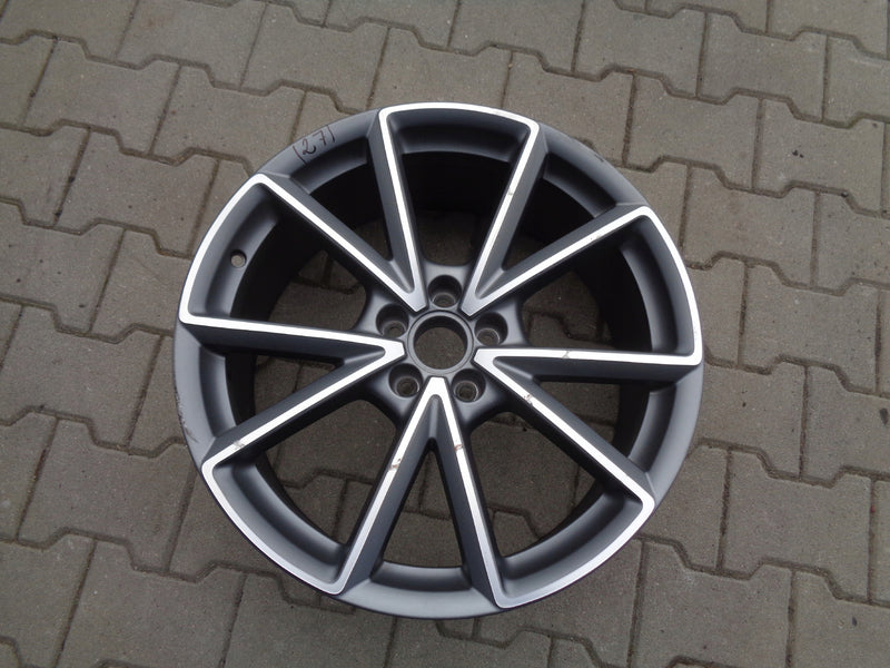 AUDI Q3 SQ3 RSQ3 S LINE FELGA 8,5x20 8U0601025AK