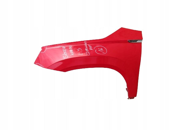 SKODA KAROQ 57A BŁOTNIK LEWY CZERWONY 57A821105A