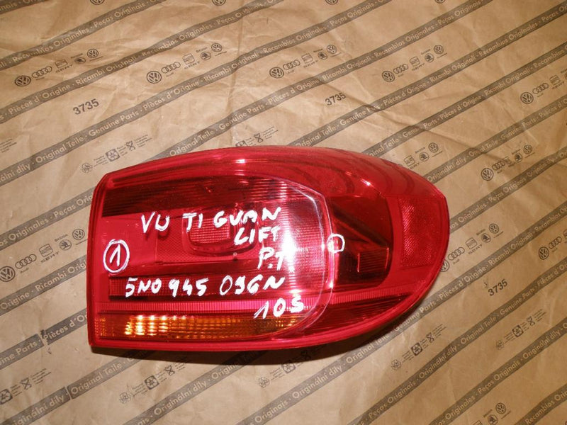 VW TIGUAN 5N LIFT LAMPA TYŁ PRAWA 5N0945096N