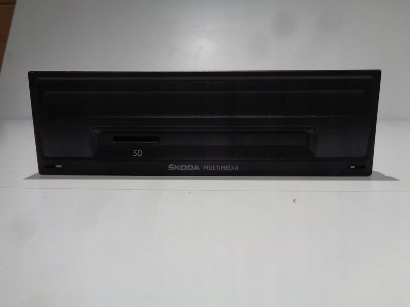 SKODA MULTIMEDIA CZYTNIK SD GPS NAVI 5Q0035820C