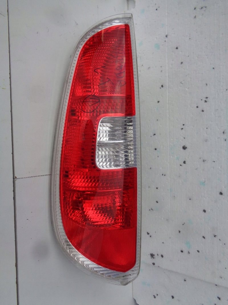 SKODA FABIA ROOMSTER 5J7 LAMPA TYŁ LEWA 5J7945095
