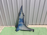VW PASSAT B9 3J 23- BŁOTNIK NIEBIESKI MET. LB5K 3J0823031 3J0823155