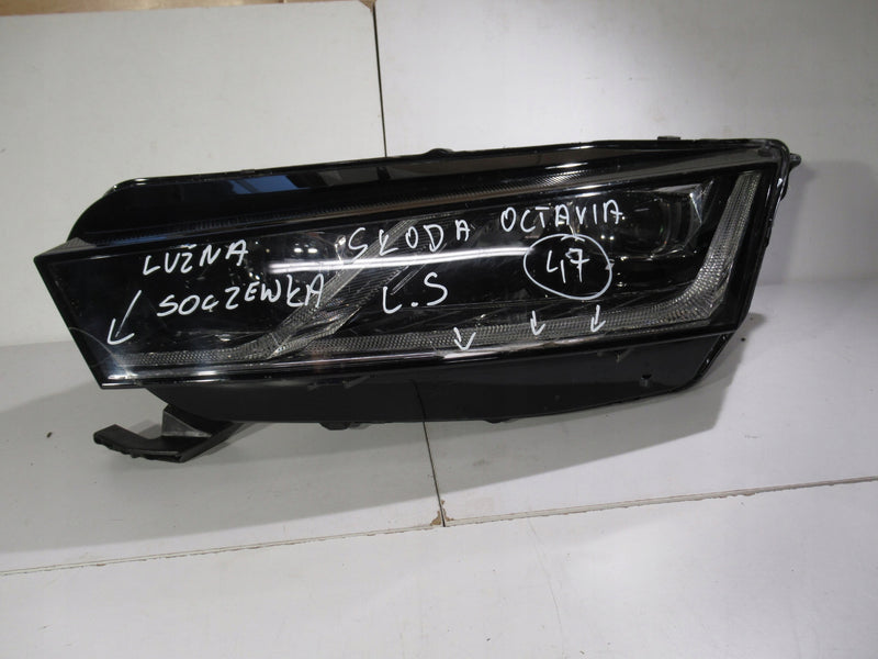 SKODA OCTAVIA 4 IV 5E4 FULL LED LAMPA 5E4941015A
