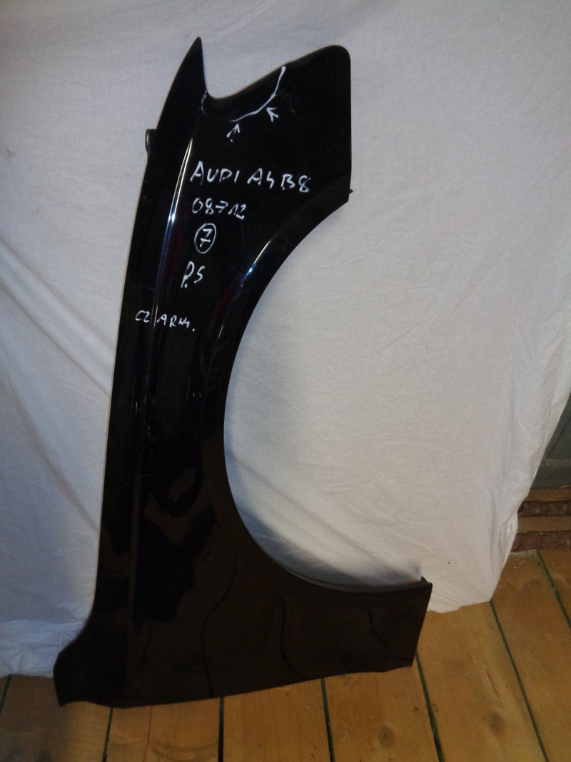 AUDI A4 B8 8K 8K0 08-12 BŁOTNIK PRAWY 8K0821106A