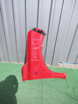 SUZUKI VITARA III 3 15- BŁOTNIK PRAWY CZERWONY IGŁA BEZ OTWORU 57611-54P10