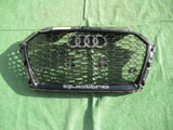 AUDI A3 RS3 8V5 SEDAN LIMUZYNA LIFT 17- GRILL ATRAPA ORYGINAŁ 8V5853651R