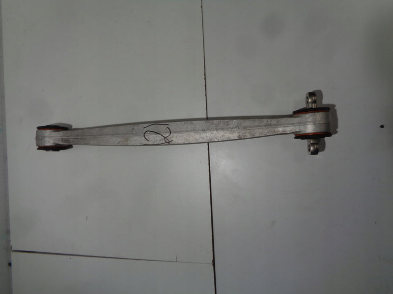 PORSCHE SPYDER 918 WAHACZ TYŁ 91833104300