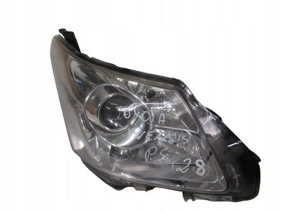 TOYOTA AVENSIS 3 II T27 08-12 LAMPA PRAWA 81130-05310