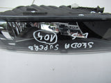 SKODA SUPERB 3 III 3V HALOGEN LEWY 3V0941699