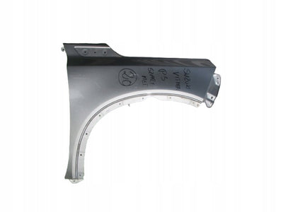 SUZUKI VITARA III 3 15- BŁOTNIK PRAWY SZARY METALIK BEZ OTWORU 57611-54P10