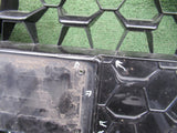 AUDI A1 82A II 2 S LINE GRILL ATRAPA 82A853653B