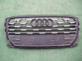 AUDI Q2 81A 17- ATRAPA GRILL ORYGINAŁ 81A853651