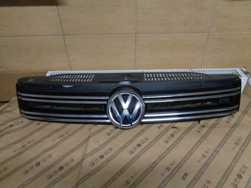 VW TIGUAN LIFT FL 11- 5N GRILL ATRAPA 5N0853653E