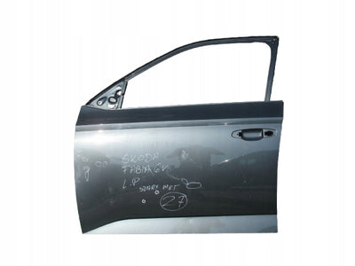 SKODA FABIA 6V 14- DRZWI LEWY PRZÓD SZARY MET. 6V6831311 6V0831051A