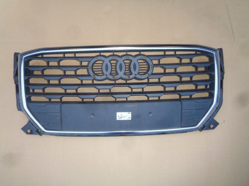 AUDI Q2 81A 17- ATRAPA GRILL ORYGINAŁ 81A853651