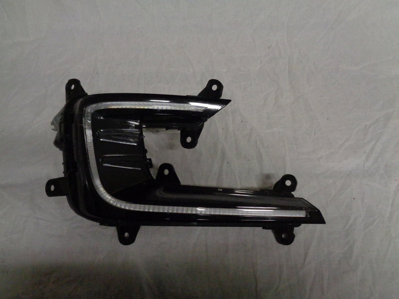 VW PASSAT B8 3G LED HALOGEN DZIENNY DRL PRAWY 3G0941056A