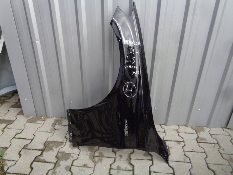 MERCEDES C KLASA W205 BŁOTNIK LEWY A2058810101