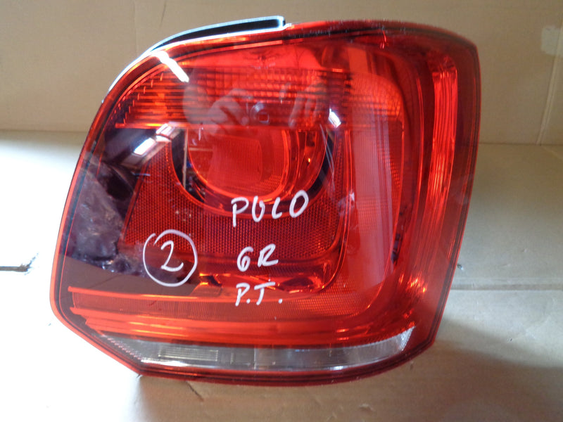 VW POLO 6R0 09-> LAMPA PRAWA TYŁ. 6R0945096N