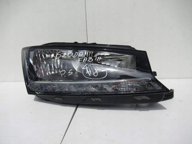 SKODA FABIA 3 6V LIFT 18- LED LAMPA PRAWA ZWYKŁA 6V1941016D