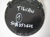 VW TIGUAN II 2 5NA 16-20 ZNACZEK LOGO EMBLEMAT RADAR 5NA853601