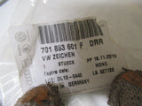 VW T4 TRANSPORTER CRAVELLE ZNACZEK LOGO EMBLEMAT TYLNEJ KLAPY 701853601F