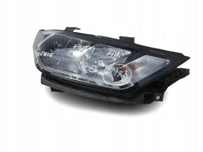 AUDI A1 82A 19- LAMPA ZWYKŁA PRAWA PRZÓD 82A941004