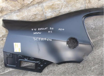 VW PASSAT B6 3C BŁOTNIK SEDAN LIMUZYNA PRAWY TYŁ