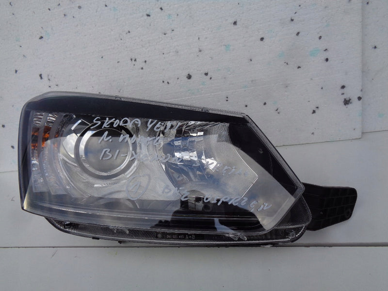 SKODA YETI 5L LIFT LAMPA BI XENON BI-XENON PRAWA 5L1941016C