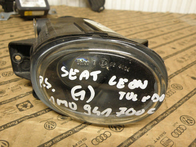 SEAT LEON 1 I FR TOLEDO HALOGEN PRAWY 1M0941700C