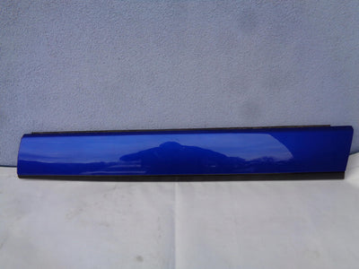 JAGUAR F PACE X761 LISTWA DRZWIOWA PRAWY PRZÓD