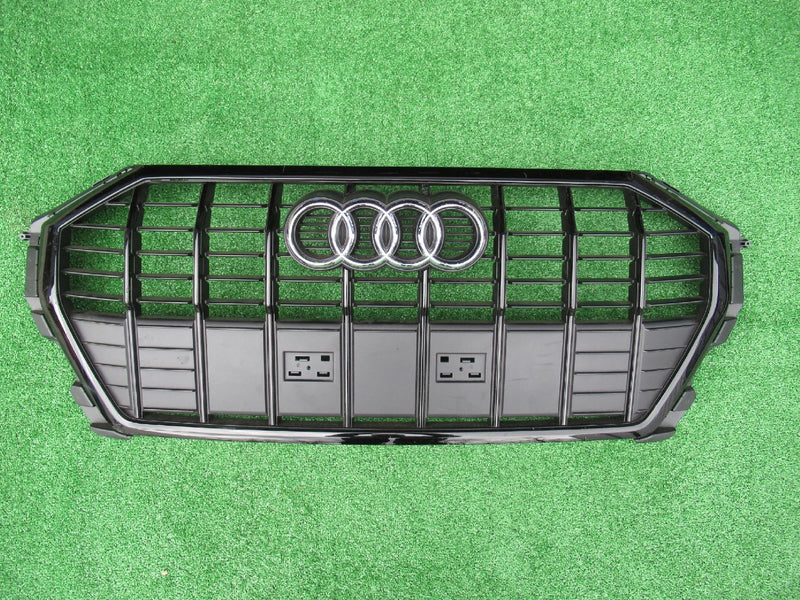 AUDI Q3 83A S LINE ATRAPA GRILL NOWY 83A853651E
