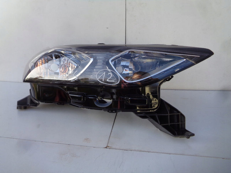 CITROEN CROSSBACK DS3 LAMPA PRAWA 9820840580