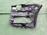 VW CADDY 2K5 LIFT 4 IV 15- MOCOWANIE ŚLIZG ZDERZAKA PRAWY LEWY 2K5807724
