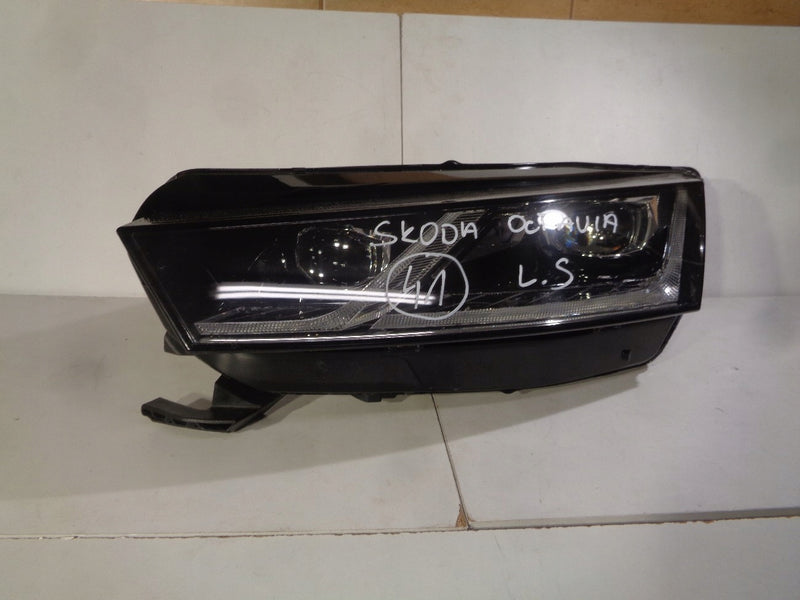 SKODA OCTAVIA 4 IV 5E4 FULL LED LAMPA LEWA 5E4941015A
