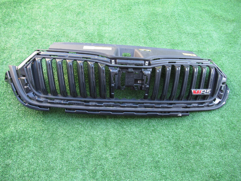 SKODA OCTAVIA IV 4 RS 5E4 GRILL ATRAPA 5E3853653