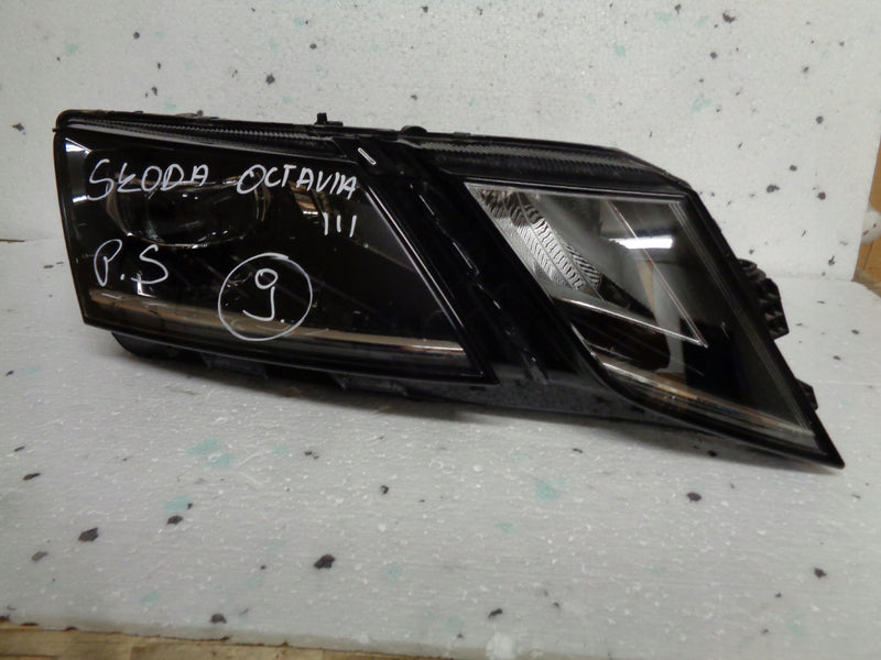 SKODA OCTAVIA 3 5E LIFT LAMPA FULL LED 5E1941016D