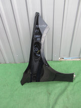 MERCEDES A KLASA W177 BŁOTNIK PRAWY CZARNY METALIK IGŁA A1778810600