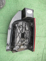 VW T6 7E TRANSPORTER CARAVELLA LAMPA TYŁ LEWA DRZWI SKRZYDEŁKOWE 7E0945095T