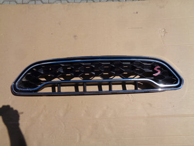 MINI COUNTRYMAN COOPER S F60 GRILL ATRAPA 7405406