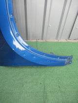 SKODA KODIAQ 565 17- BŁOTNIK PRAWY NIEBIESKI 565821106