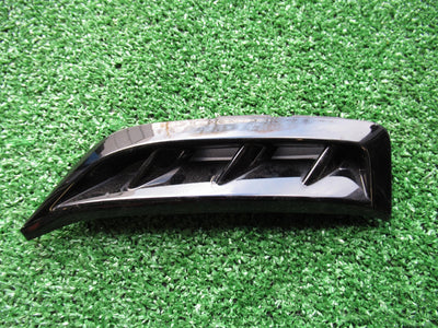 AUDI RS4 B9 8W LIFT PRZESŁONA WLOT BŁOTNIKA PRAWA