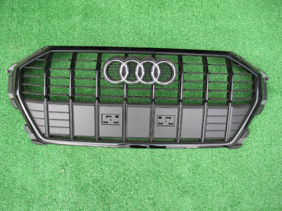 AUDI Q3 83A S LINE ATRAPA GRILL NOWY 83A853651E