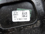 SEAT ATECA 575 16- BŁOTNIK LEWY CZARNY PERŁA METALIK LF9R IGŁA 575821105A