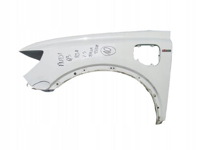 AUDI Q3 E-TRON E TRON 83A 19- BŁOTNIK LEWY BIAŁA PERŁA 83A821021A